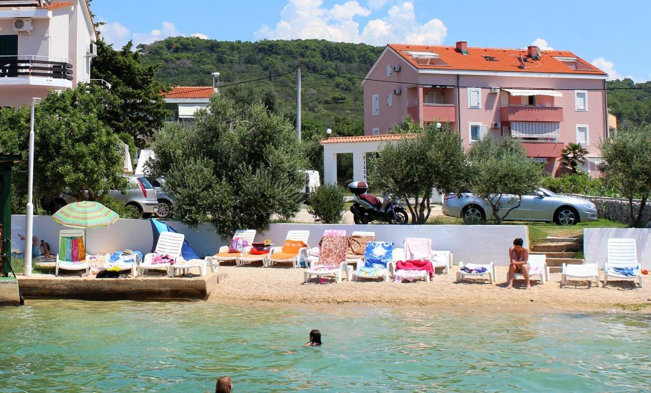 Apartments By The Sea Stara Novalja, Pag - 9710 Dış mekan fotoğraf